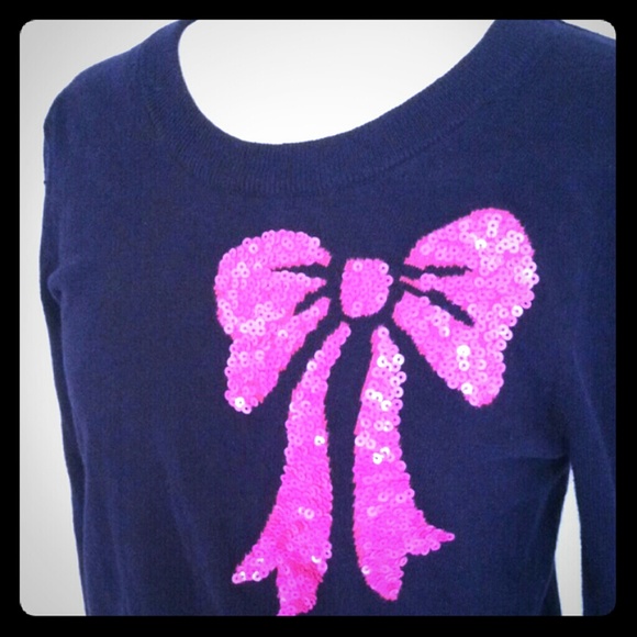 Gap navy sweater witb large pink sequin bow - Picture 2 of 2